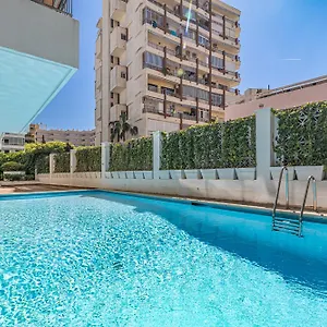 Center In , Marbella España
